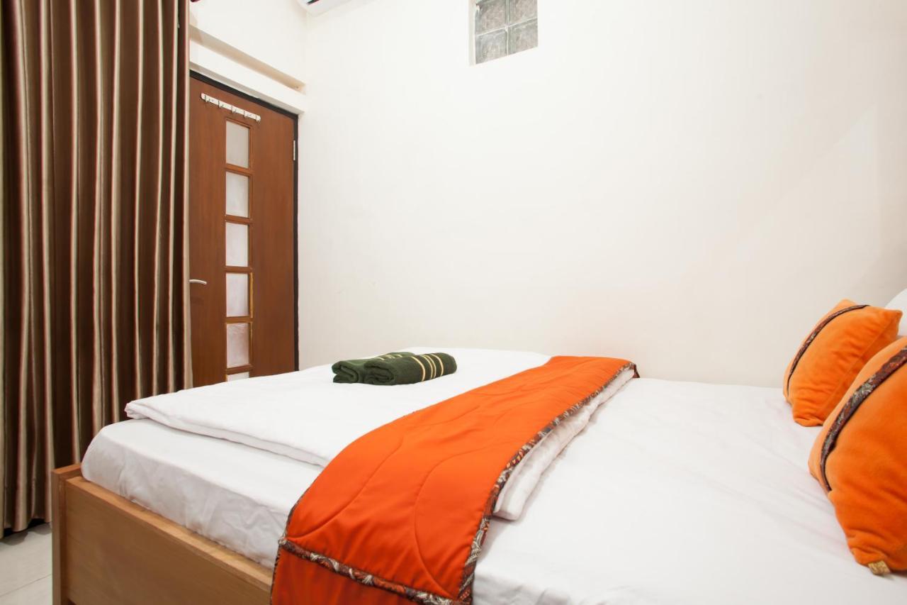 Reddoorz Syariah Near Singha Merjosari Park Malang Exterior photo